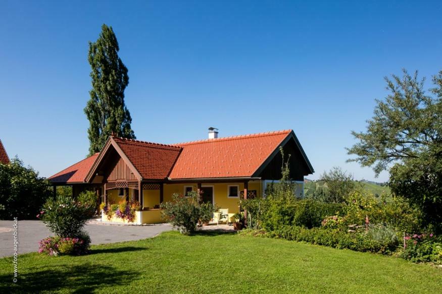 Weingut- Gaestezimmer Marko Лойчах Экстерьер фото